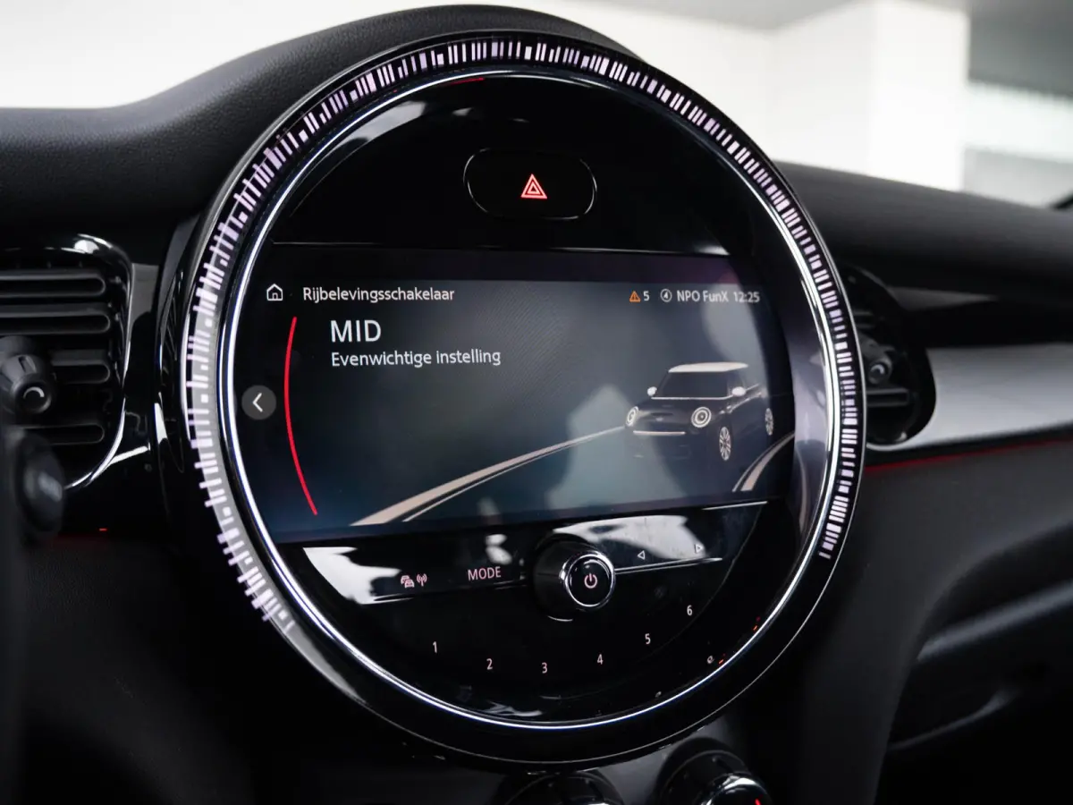 Cooper John Cooper Works pakket | Apple Carplay