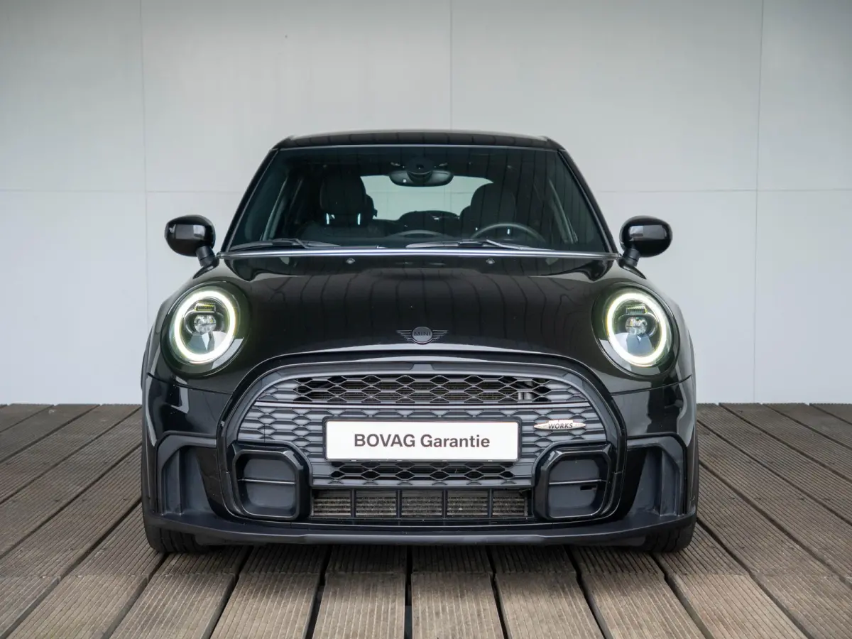 Cooper John Cooper Works pakket | Apple Carplay