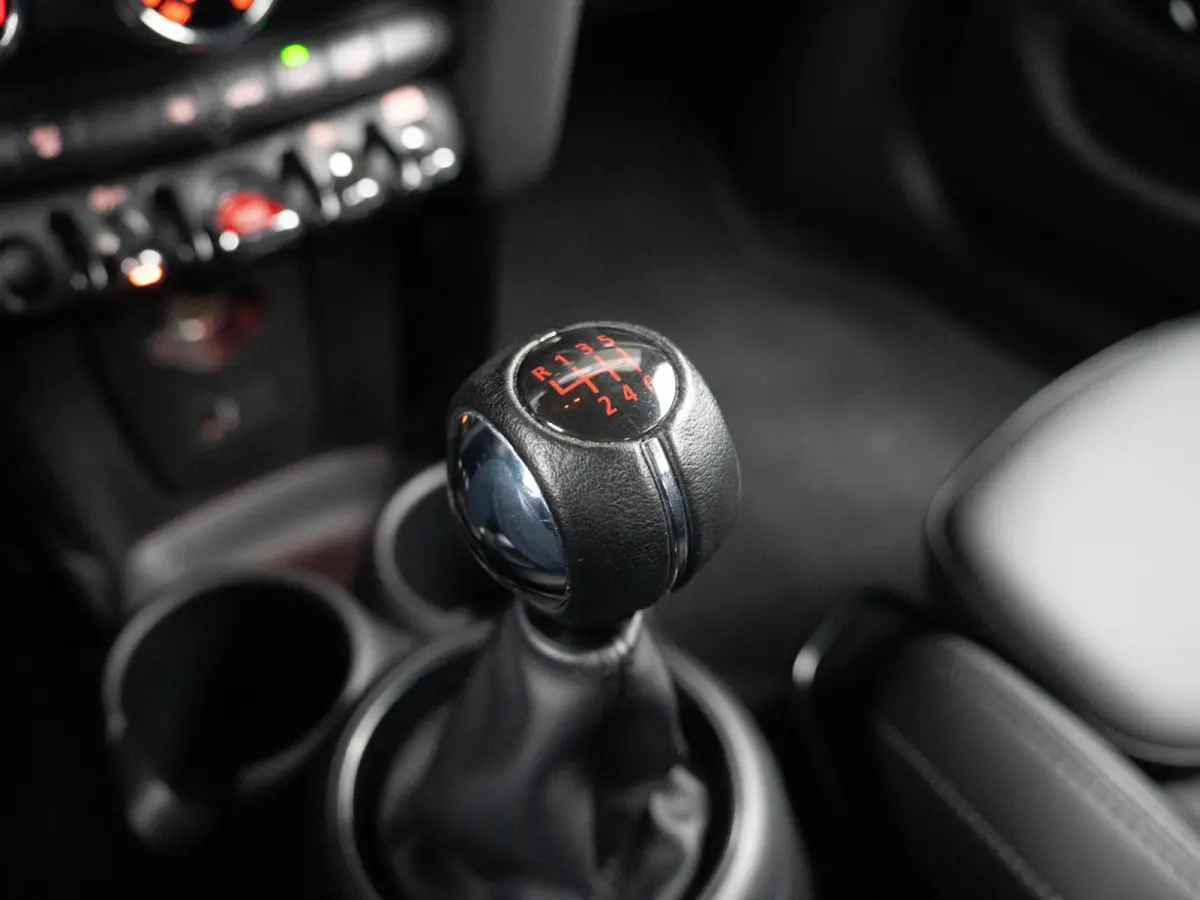 Cooper John Cooper Works pakket | Apple Carplay