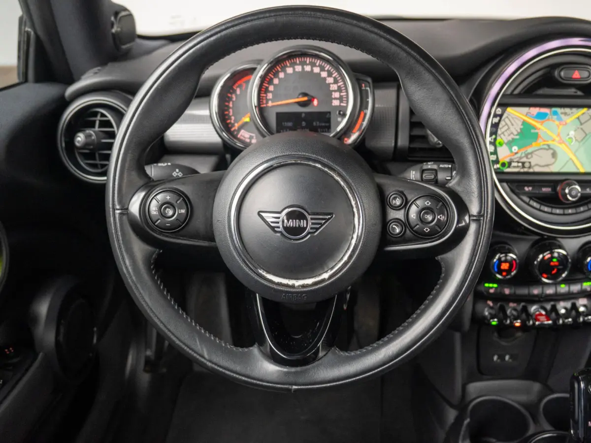 Cooper Aut. Harman-Kardon | Yours leder | Stoelverwarming