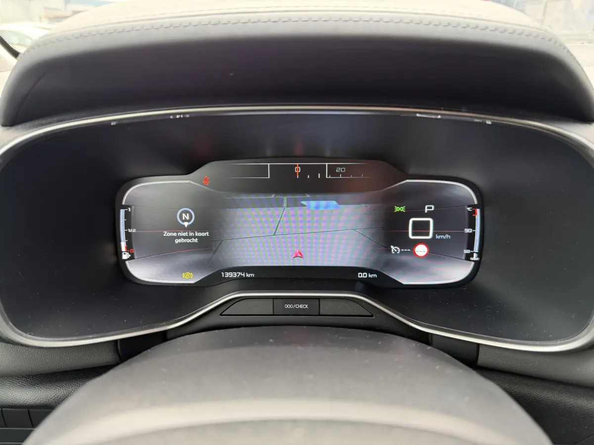 180pk Feel (Camera - Keyless Entry - Automatische Airco - Navigatie - Parkeersensoren V+A - 18"incl 4S - Comfort Seats)
