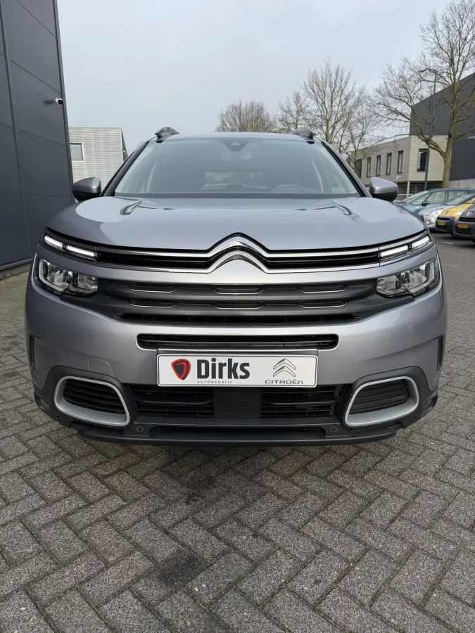 180pk Feel (Camera - Keyless Entry - Automatische Airco - Navigatie - Parkeersensoren V+A - 18"incl 4S - Comfort Seats)