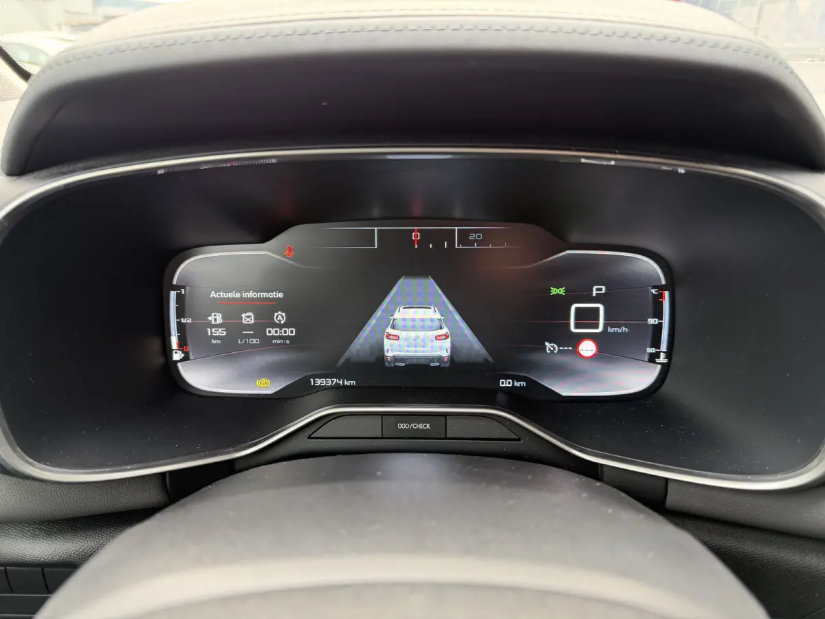 180pk Feel (Camera - Keyless Entry - Automatische Airco - Navigatie - Parkeersensoren V+A - 18"incl 4S - Comfort Seats)