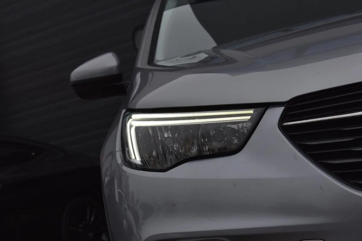 1.2 Turbo 120 Jaar Edition Trekhaak Lane Camera