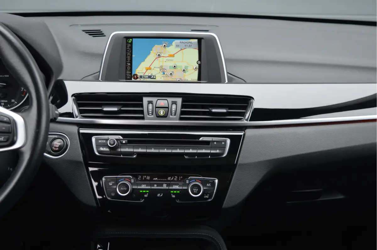 xDrive20i Centennial High Executive | PANO |
