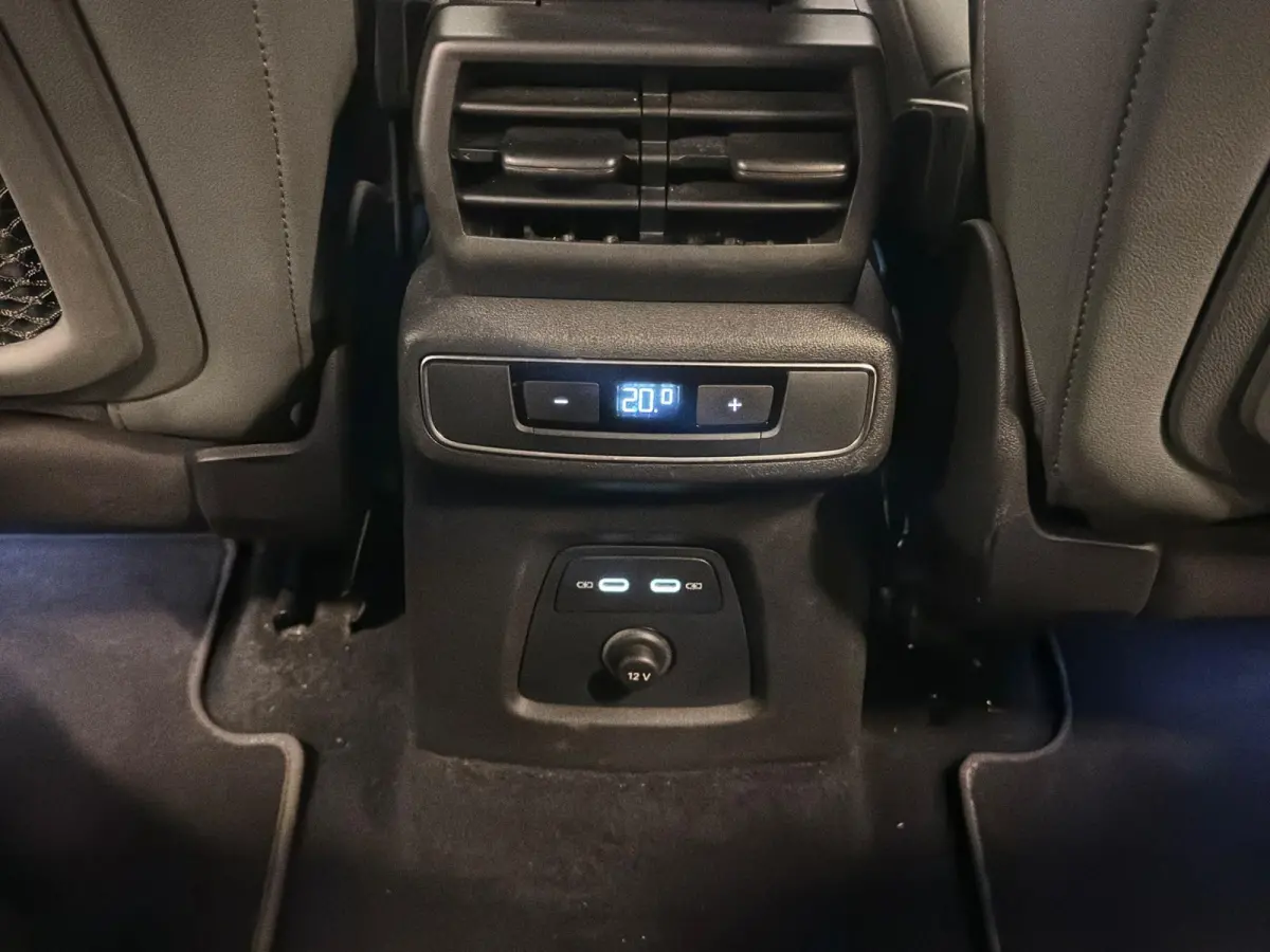 50 quattro Launch S-Line |edition Advanced 77 kWh|SONOS|HUD|