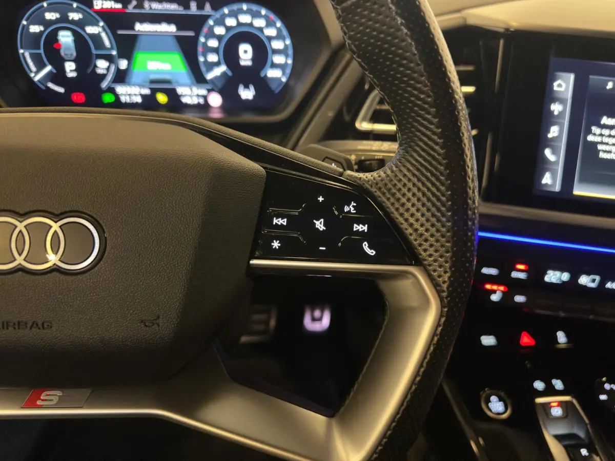 50 quattro Launch S-Line |edition Advanced 77 kWh|SONOS|HUD|