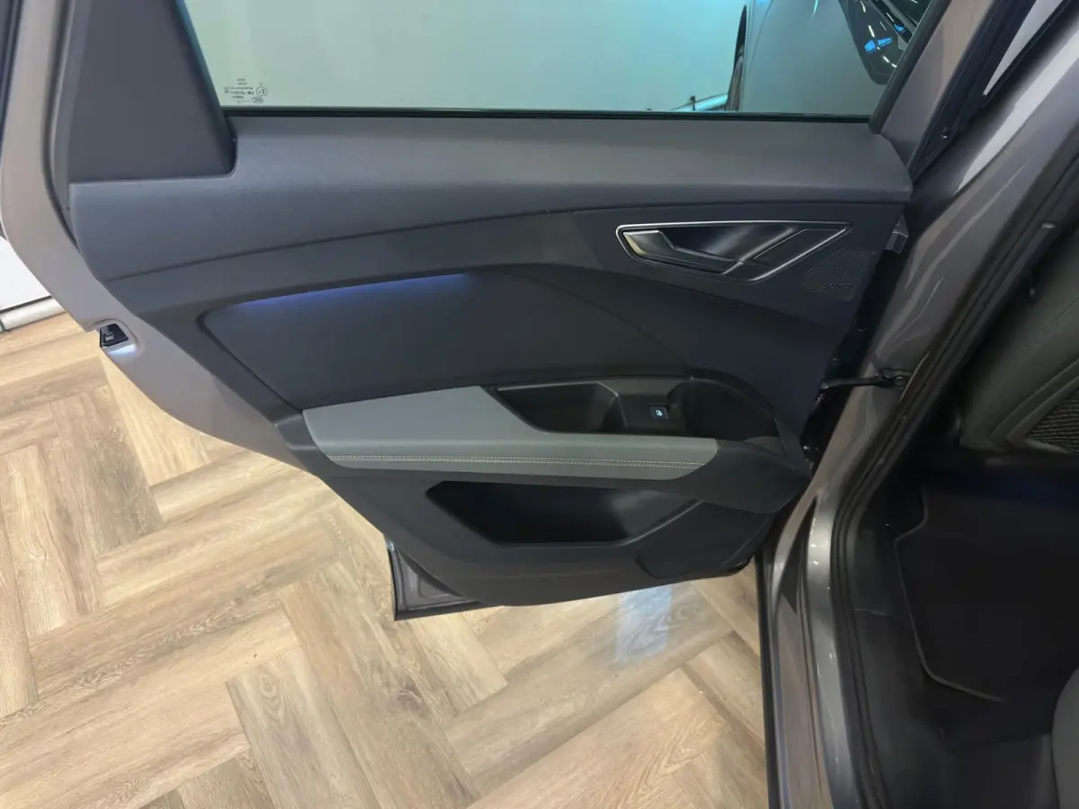 50 quattro Launch S-Line |edition Advanced 77 kWh|SONOS|HUD|
