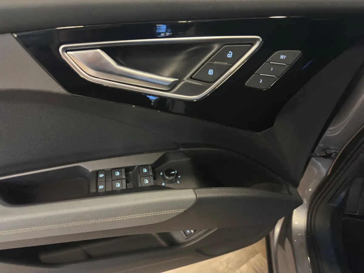 50 quattro Launch S-Line |edition Advanced 77 kWh|SONOS|HUD|