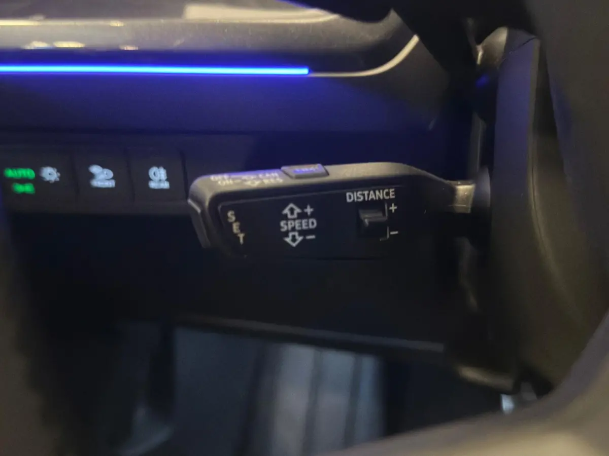 50 quattro Launch S-Line |edition Advanced 77 kWh|SONOS|HUD|