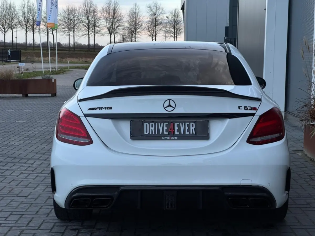 AMG 63 NAVI 360 CAMERA LEDER LED SPORTVELGEN