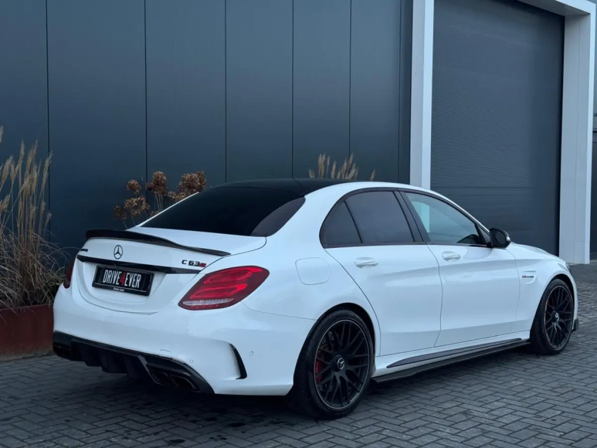 AMG 63 NAVI 360 CAMERA LEDER LED SPORTVELGEN