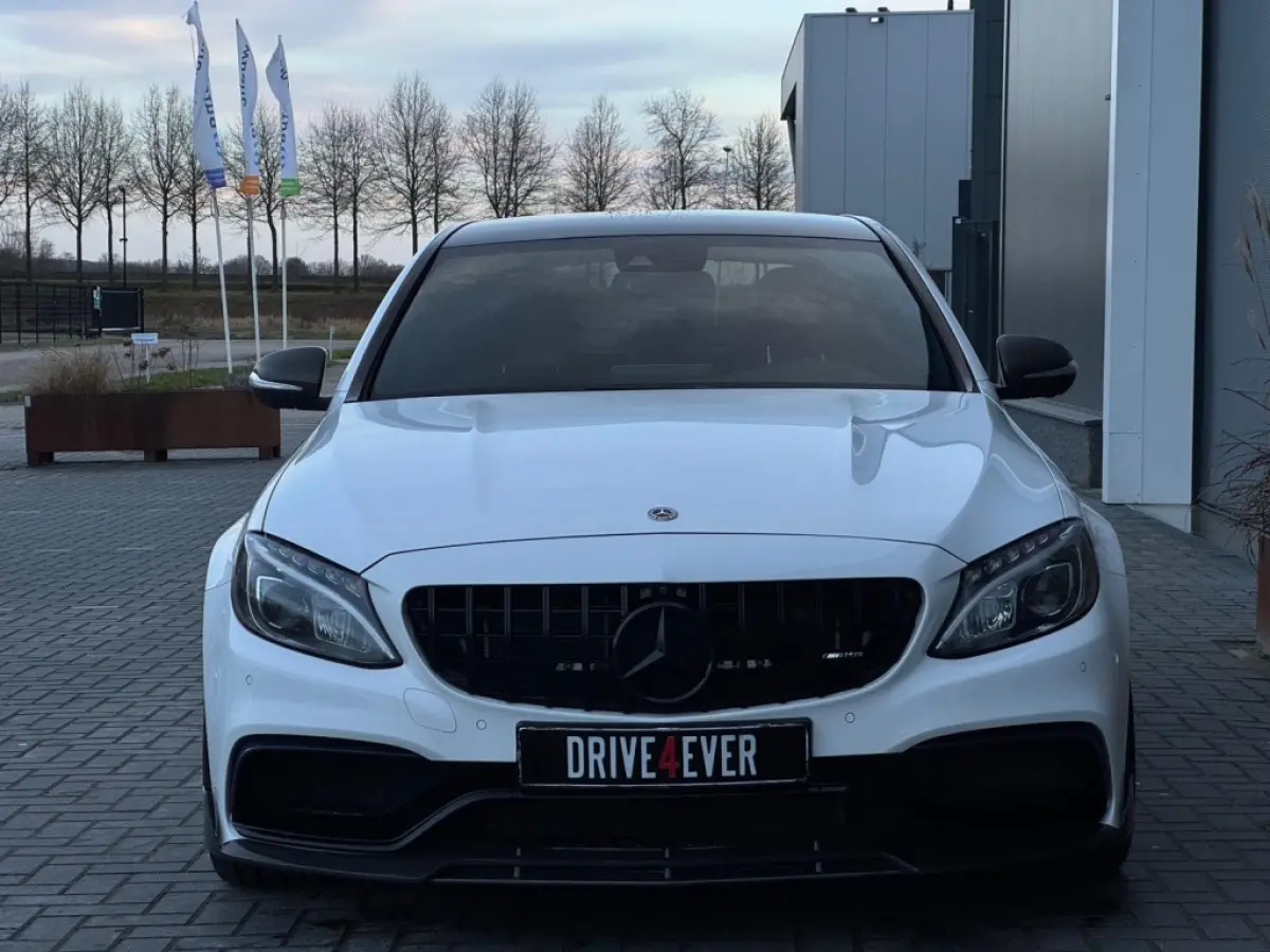 AMG 63 NAVI 360 CAMERA LEDER LED SPORTVELGEN