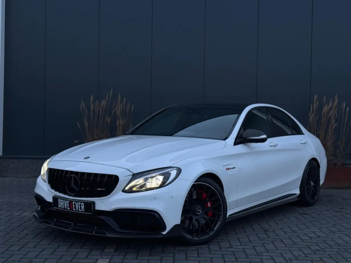 AMG 63 NAVI 360 CAMERA LEDER LED SPORTVELGEN