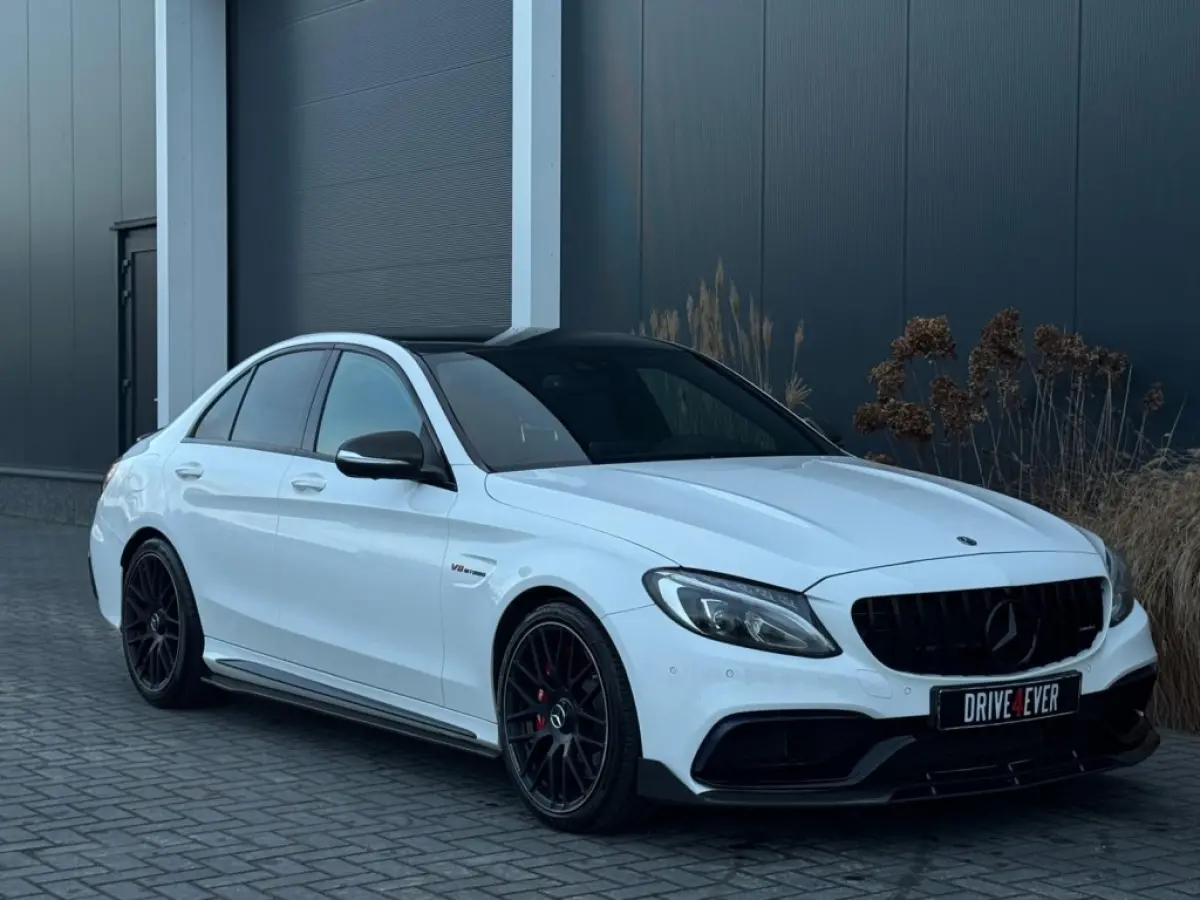 AMG 63 NAVI 360 CAMERA LEDER LED SPORTVELGEN