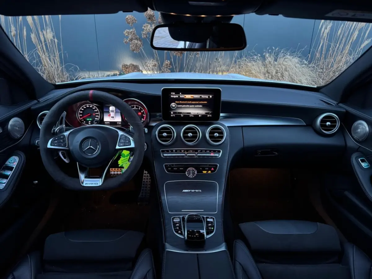 AMG 63 NAVI 360 CAMERA LEDER LED SPORTVELGEN