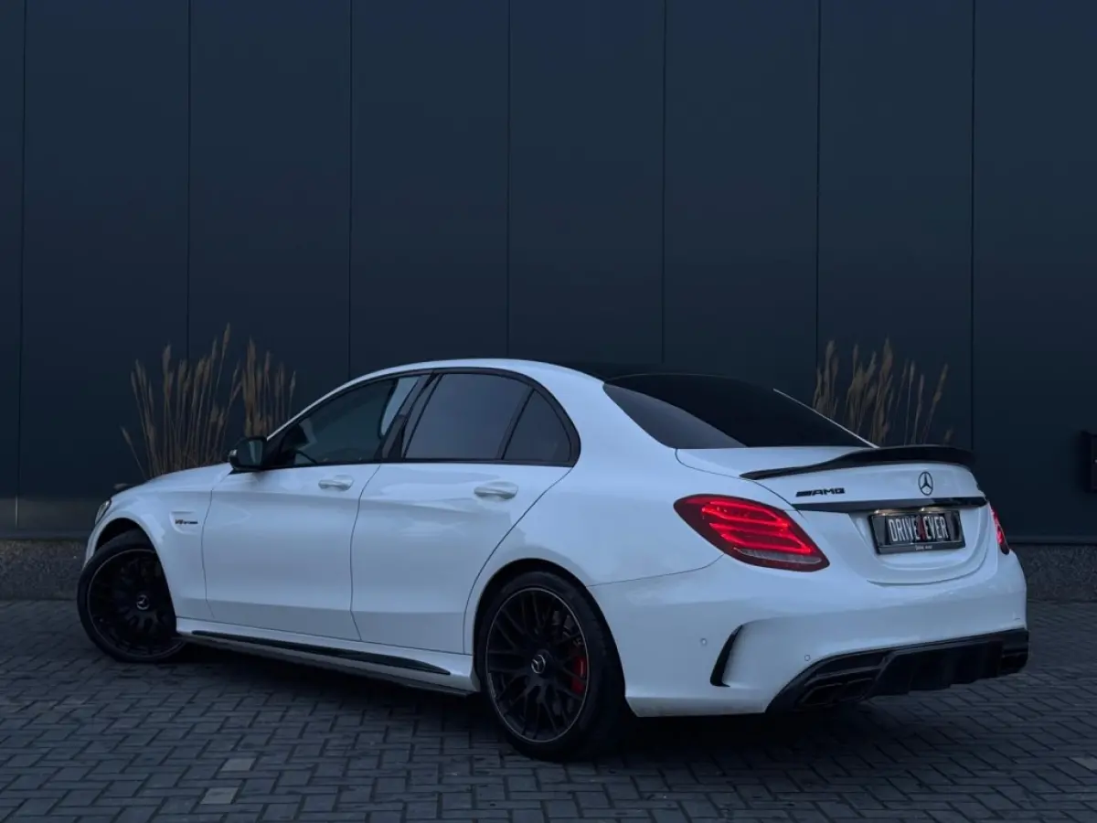 AMG 63 NAVI 360 CAMERA LEDER LED SPORTVELGEN