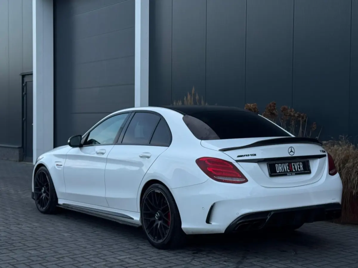 AMG 63 NAVI 360 CAMERA LEDER LED SPORTVELGEN