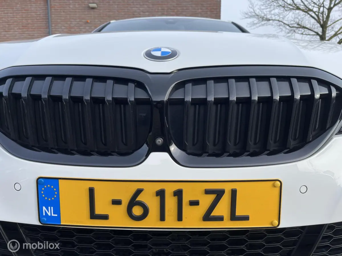 320i Business Edition Plus M-Sport Laser Camera Garantie Premium Bmw