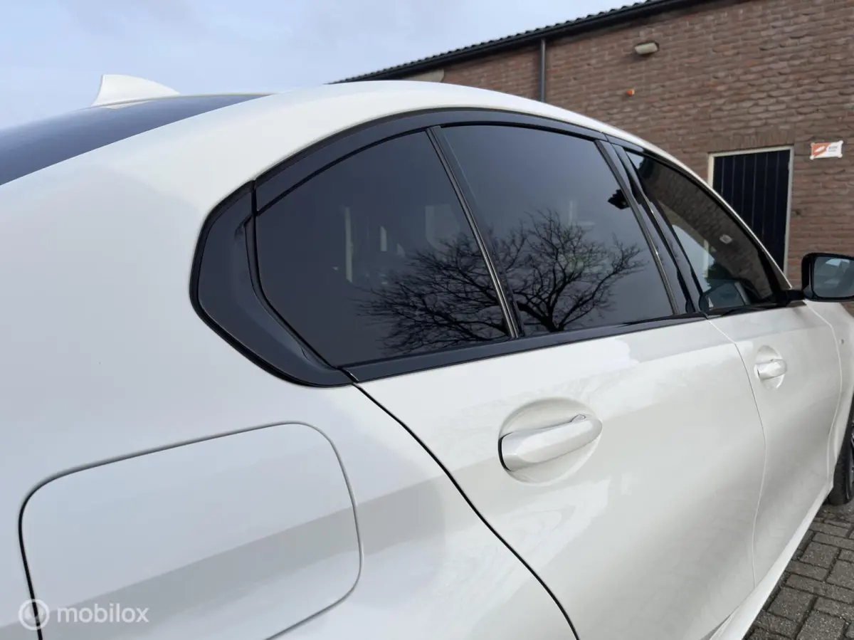 320i Business Edition Plus M-Sport Laser Camera Garantie Premium Bmw