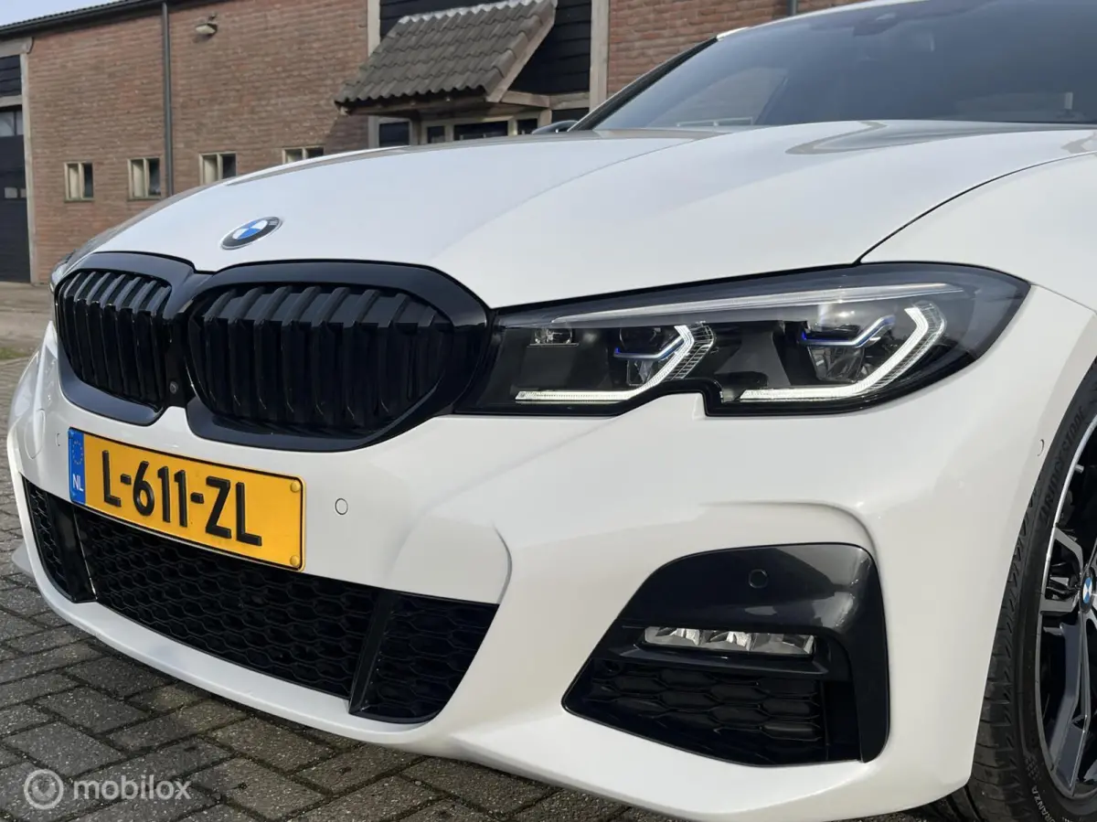 320i Business Edition Plus M-Sport Laser Camera Garantie Premium Bmw