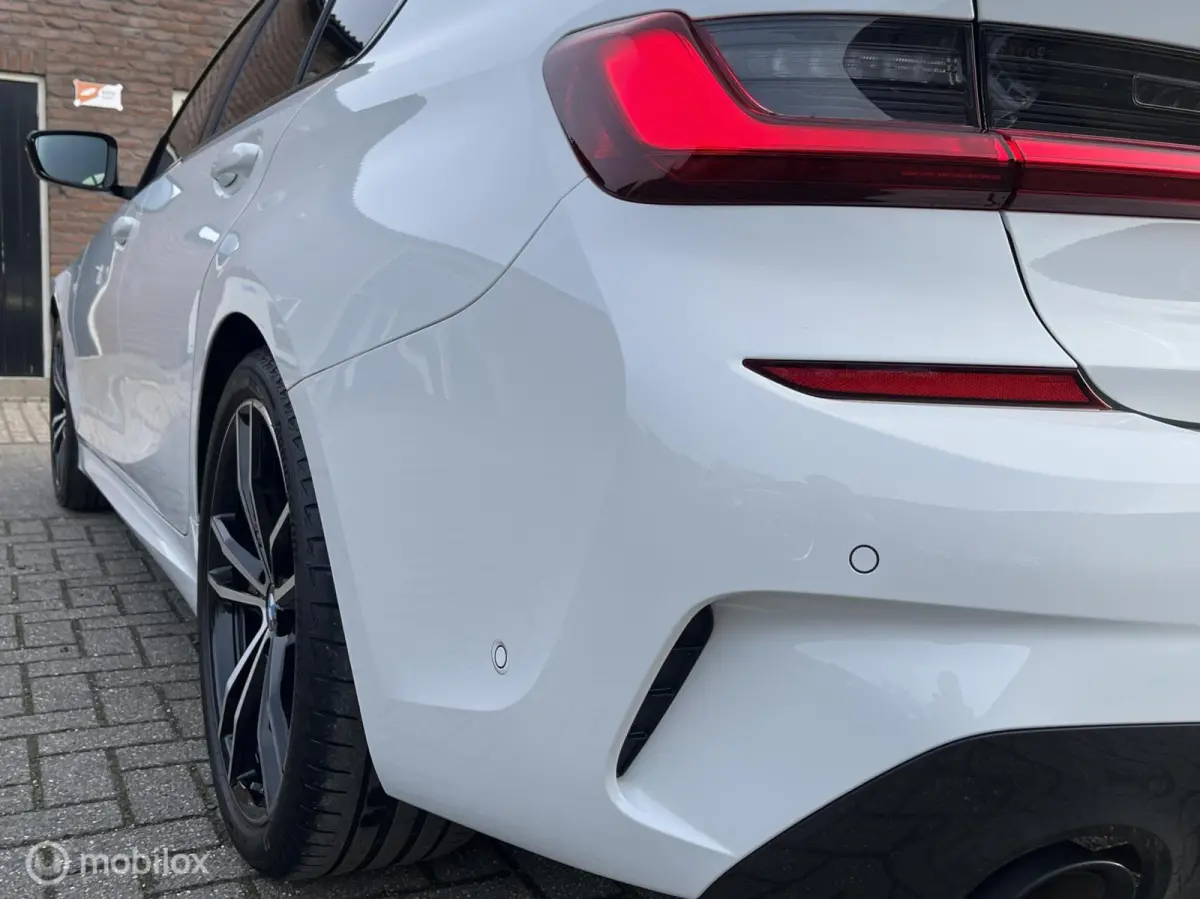 320i Business Edition Plus M-Sport Laser Camera Garantie Premium Bmw