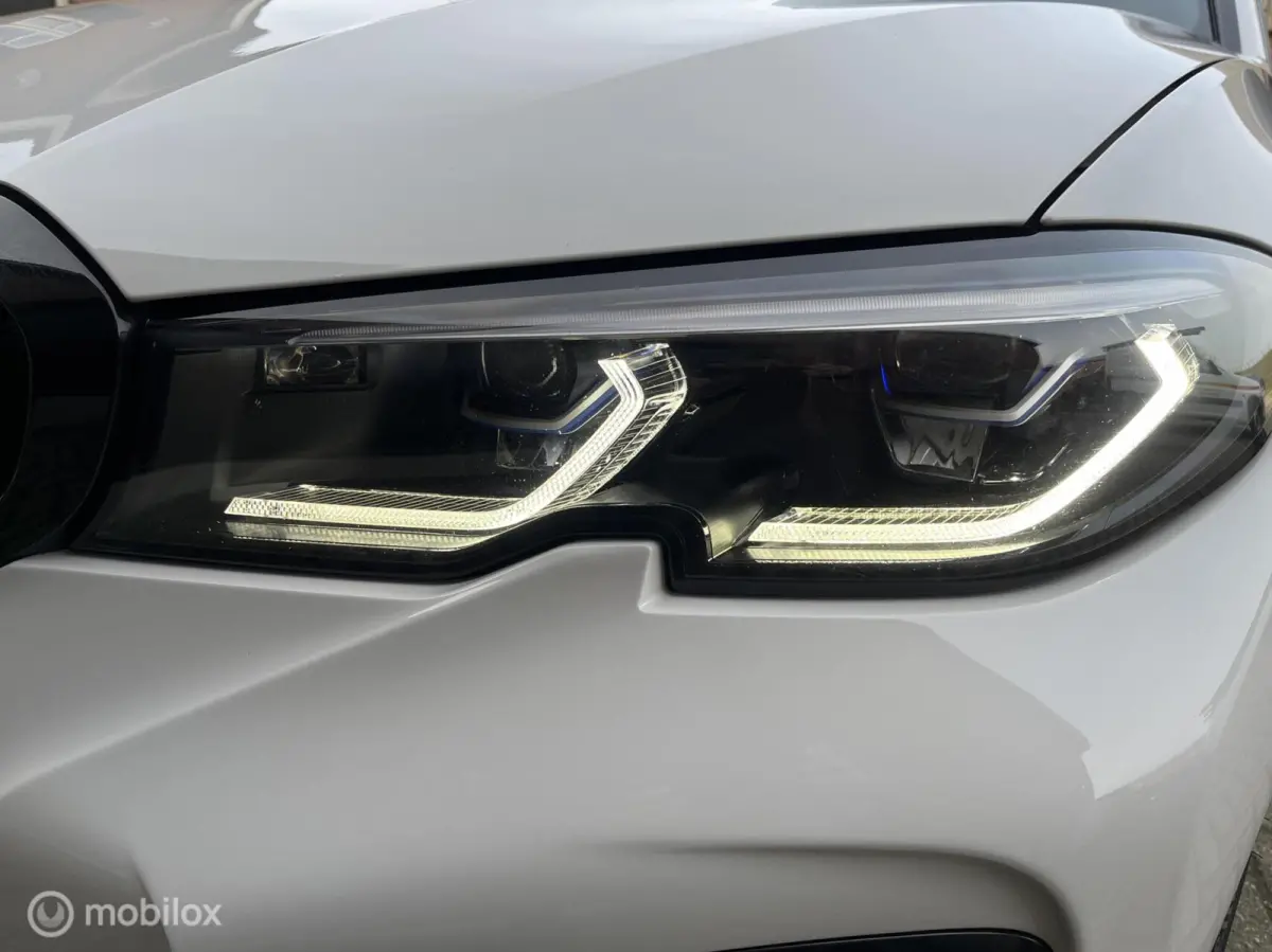 320i Business Edition Plus M-Sport Laser Camera Garantie Premium Bmw