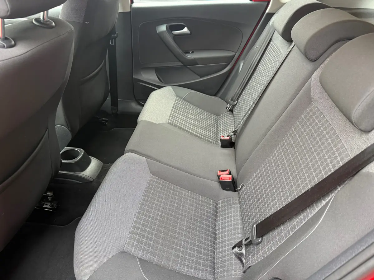 1.2 TSI Comfortline Connected Series Automaat Airco Cruise Nieuwe Apk
