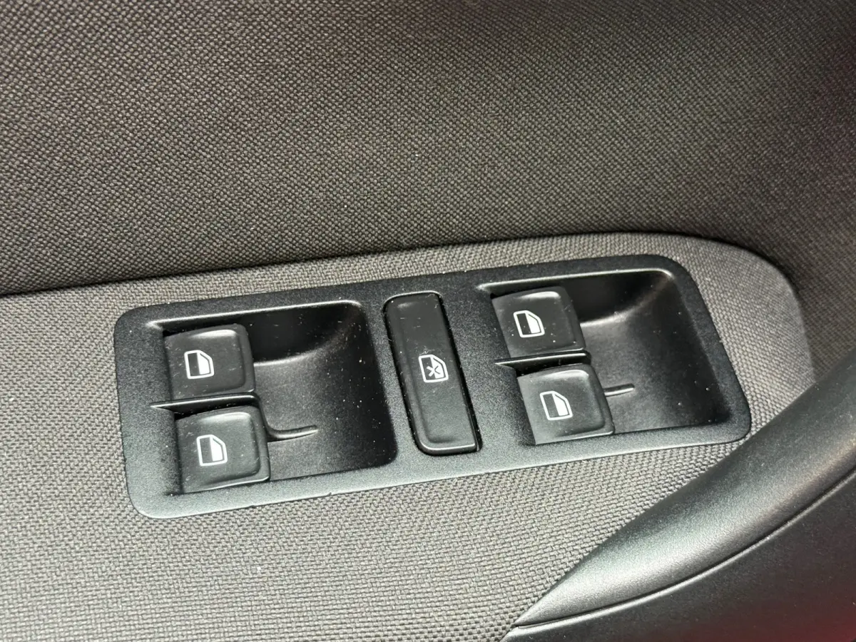 1.2 TSI Comfortline Connected Series Automaat Airco Cruise Nieuwe Apk