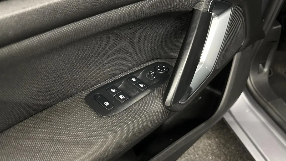 1.2 PureTech Blue Lease Allure TREKHAAK CAMERA NAVI CRUISE LM.