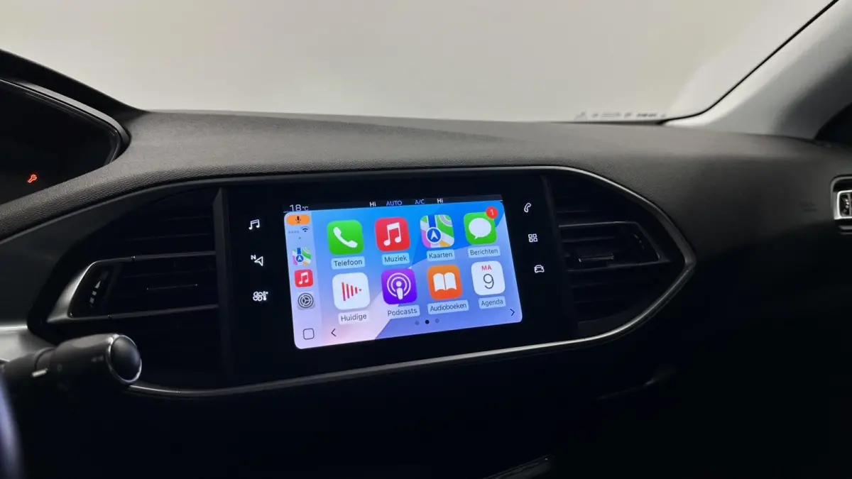 1.2 PureTech Blue Lease Allure TREKHAAK CAMERA NAVI CRUISE LM.