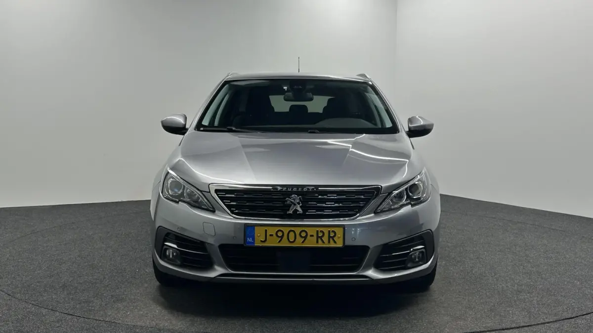 1.2 PureTech Blue Lease Allure TREKHAAK CAMERA NAVI CRUISE LM.
