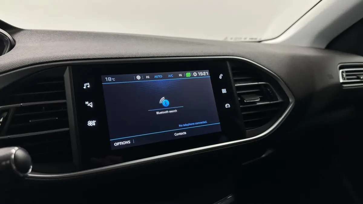 1.2 PureTech Blue Lease Allure TREKHAAK CAMERA NAVI CRUISE LM.