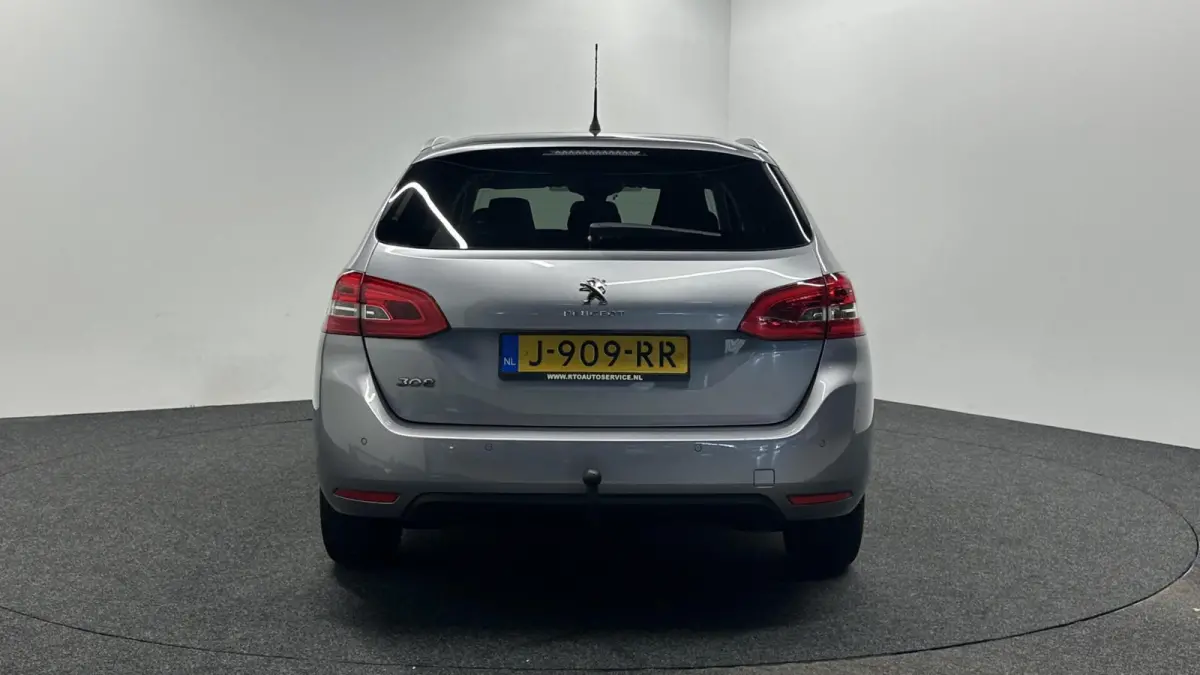 1.2 PureTech Blue Lease Allure TREKHAAK CAMERA NAVI CRUISE LM.