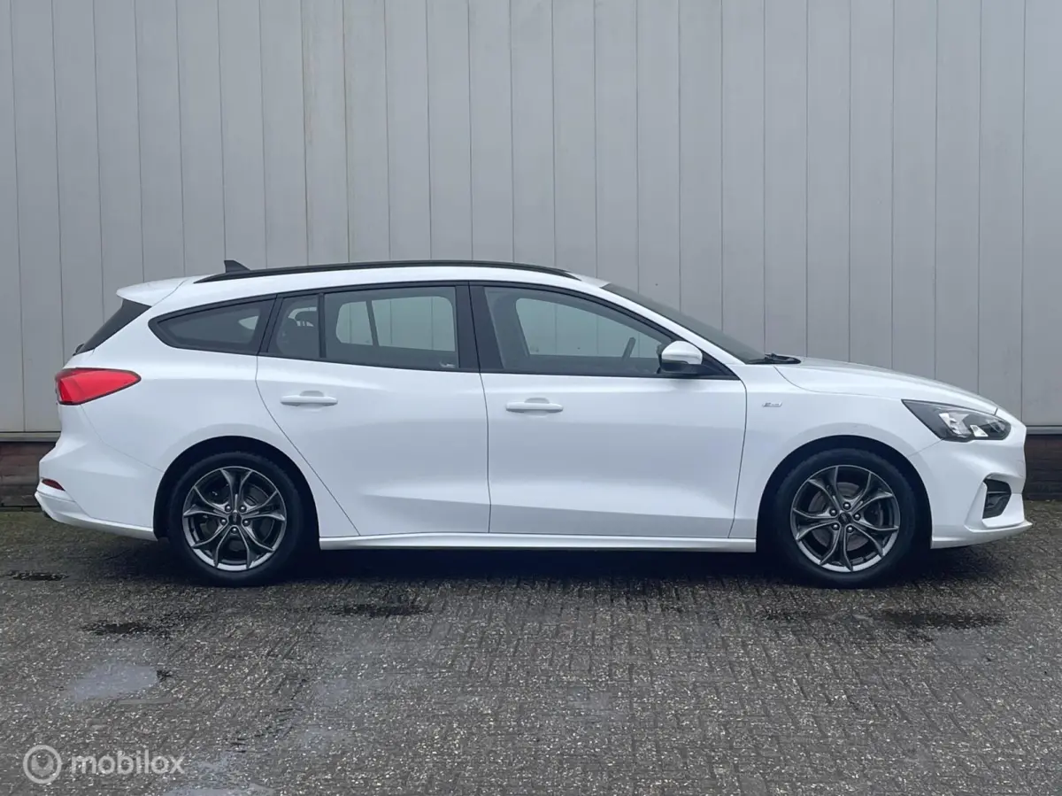 1.0 EcoBoost Hybrid ST Line Business | Bang & Olufsen | Camera | Full Led | Zwarte Hemel | Comfort stoel | Stuur&Stoel Verwarming | Dealer onderhouden |