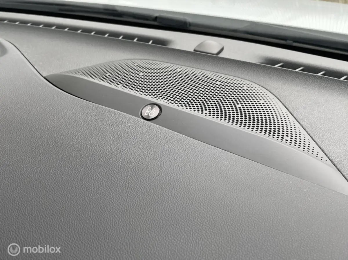 1.0 EcoBoost Hybrid ST Line Business | Bang & Olufsen | Camera | Full Led | Zwarte Hemel | Comfort stoel | Stuur&Stoel Verwarming | Dealer onderhouden |
