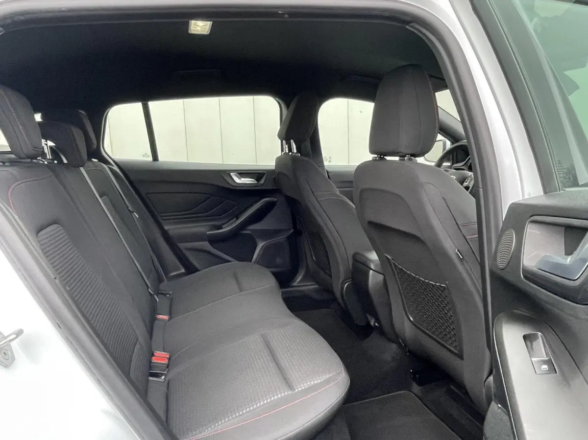 1.0 EcoBoost Hybrid ST Line Business | Bang & Olufsen | Camera | Full Led | Zwarte Hemel | Comfort stoel | Stuur&Stoel Verwarming | Dealer onderhouden |