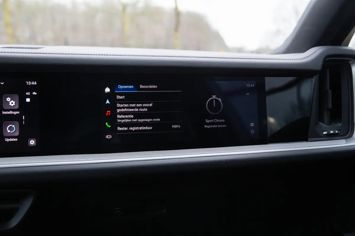 3.0 E-Hybrid , Arctic Grey, SportDesign, Trekhaak, Bijrijdersdisplay, Luchtvering