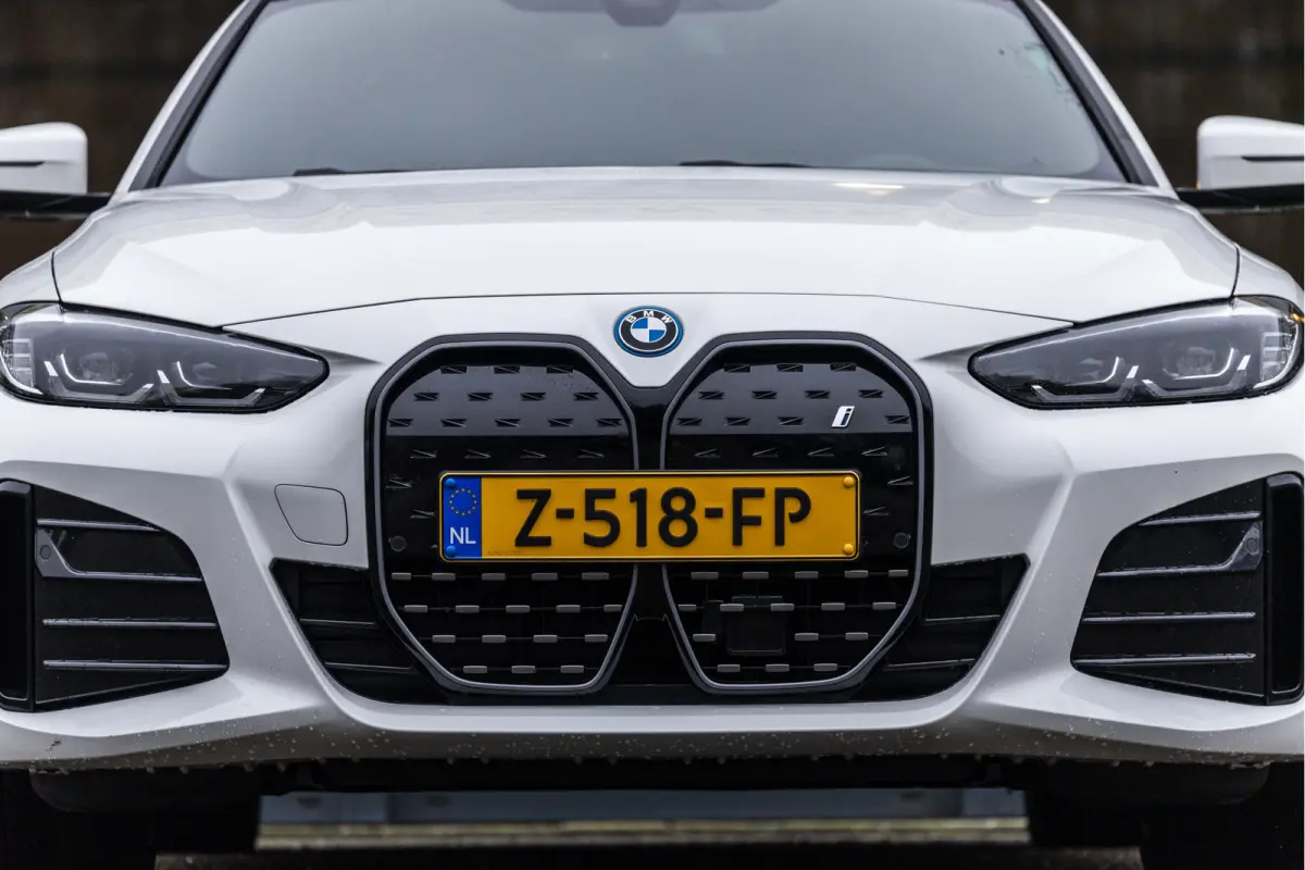 eDrive40 High Executive M-sport 84 kWh SOH 94.3%