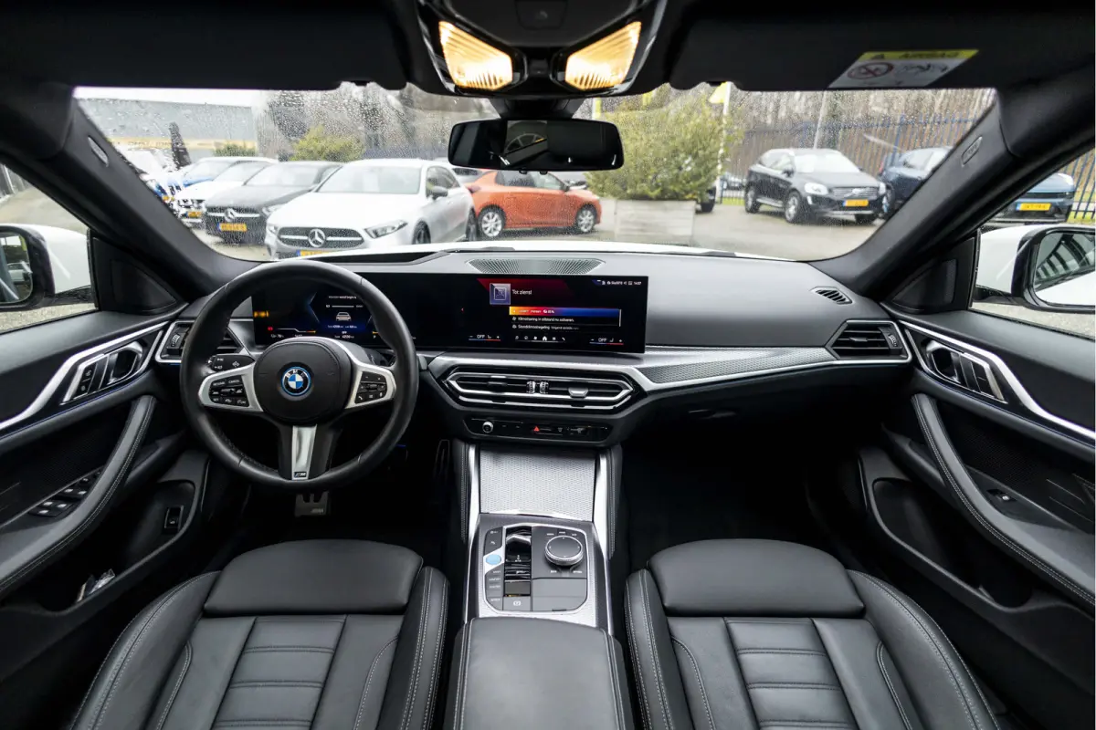 eDrive40 High Executive M-sport 84 kWh SOH 94.3%