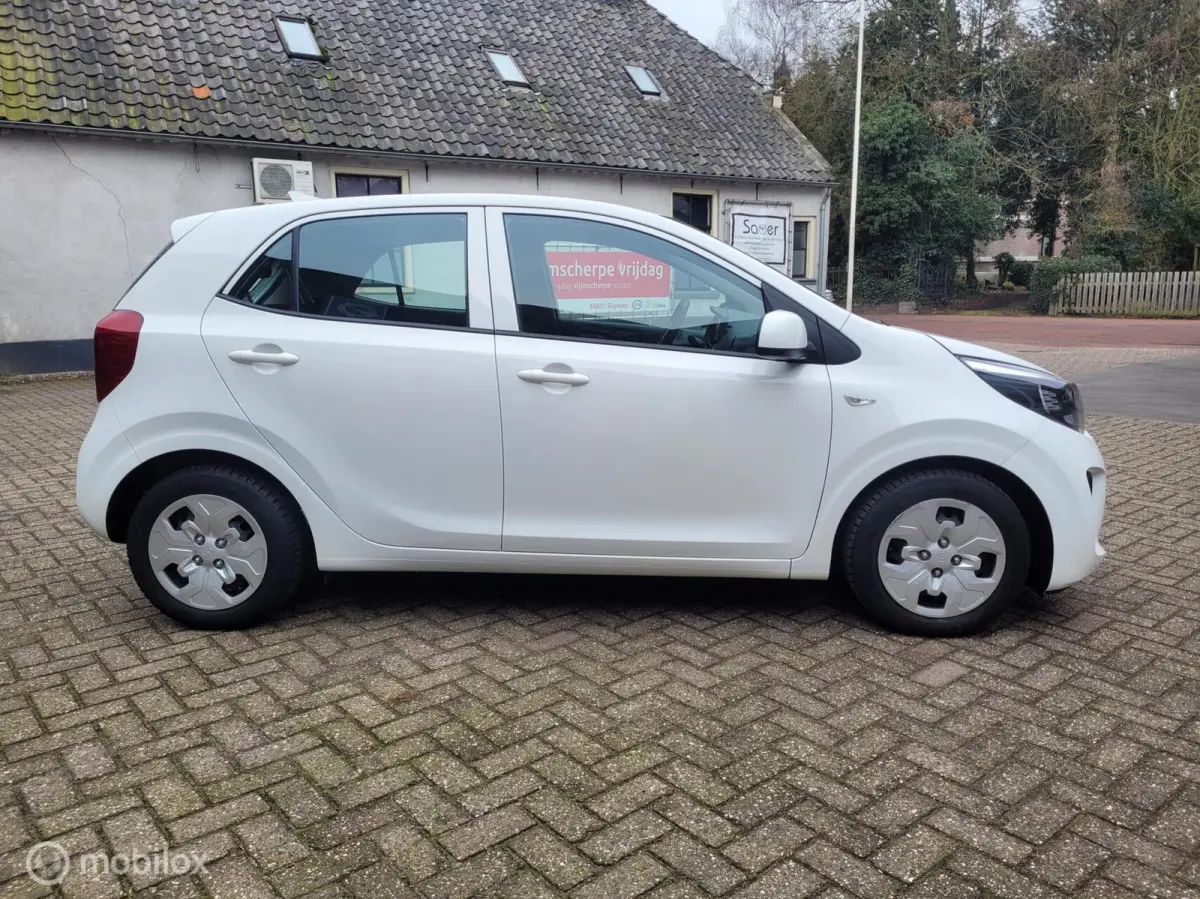 1.0 MPi ComfortPlusLine camera cruise carplay a/c
