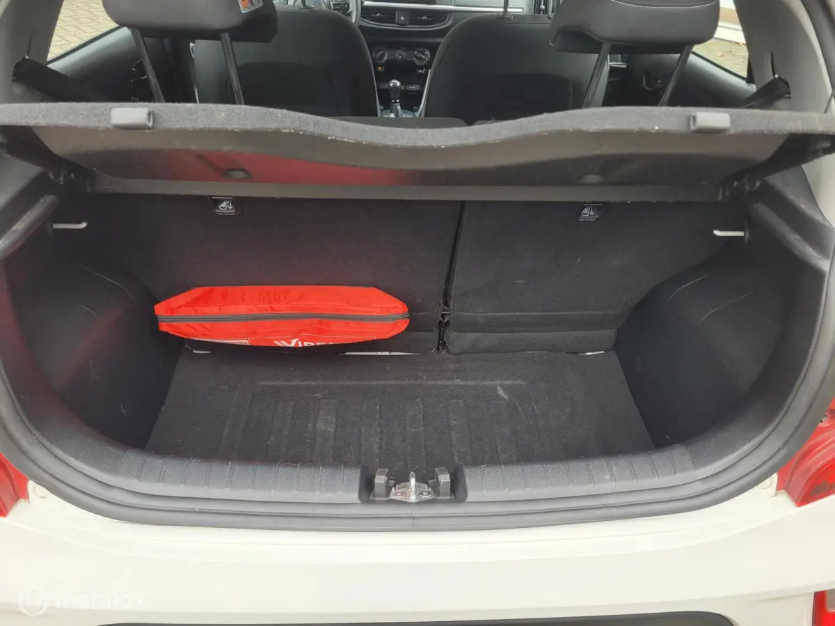 1.0 MPi ComfortPlusLine camera cruise carplay a/c