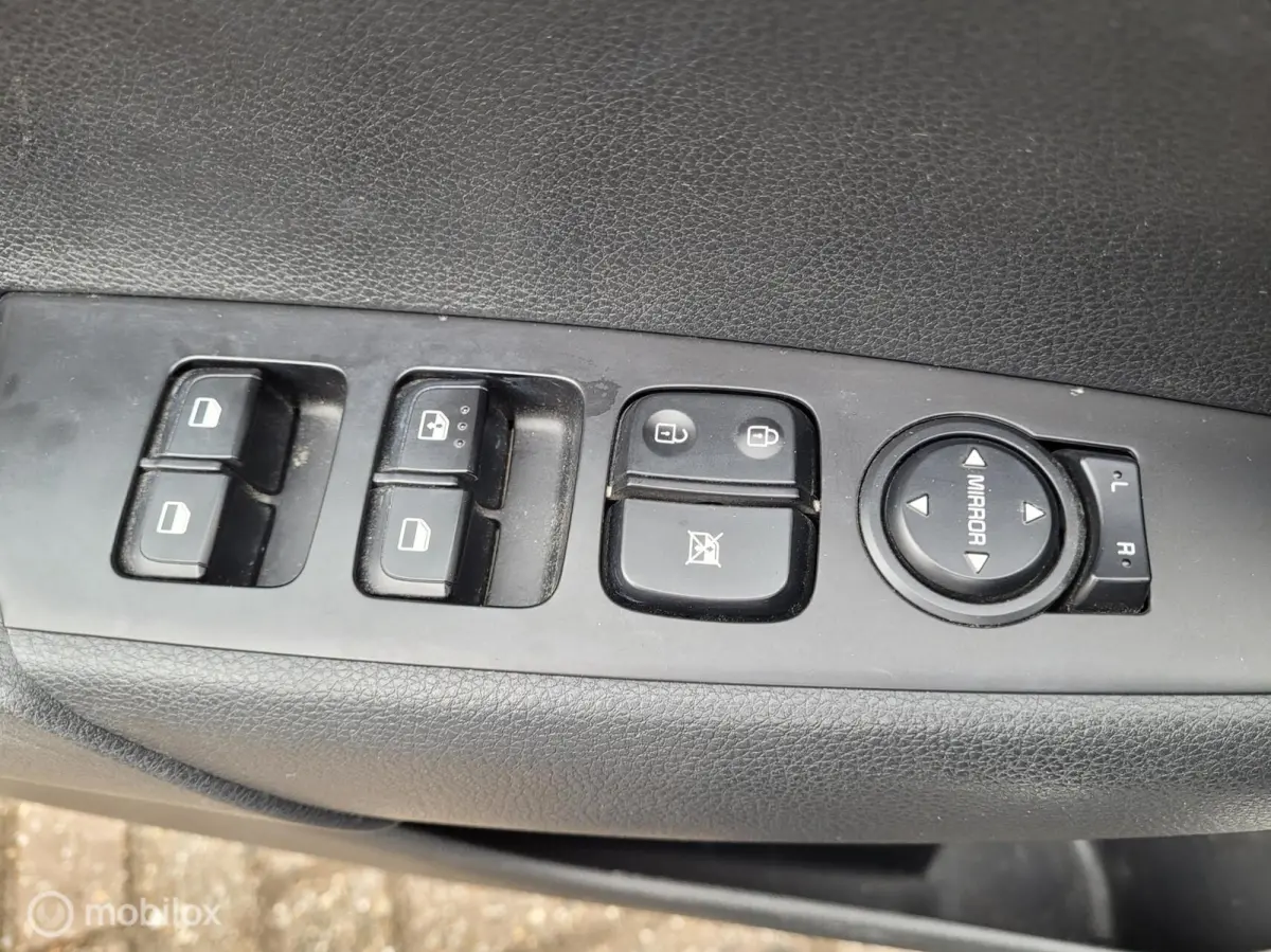 1.0 MPi ComfortPlusLine camera cruise carplay a/c