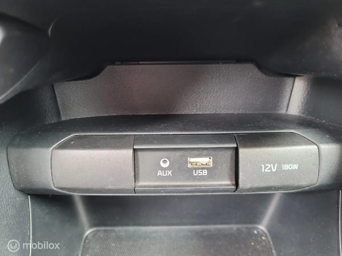 1.0 MPi ComfortPlusLine camera cruise carplay a/c