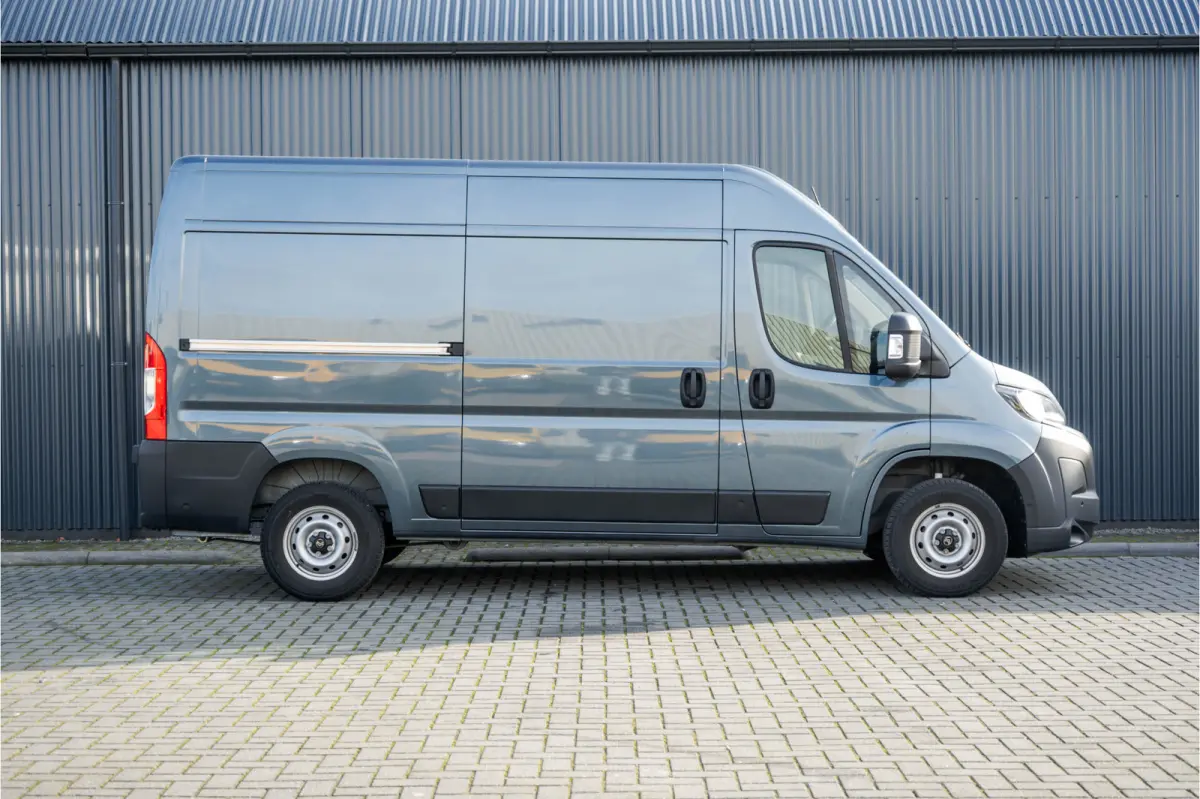 2.2 BlueHDi 120 L2H2 3.3t | NW Model | Camera | Led | Cruise | PDC | Airco