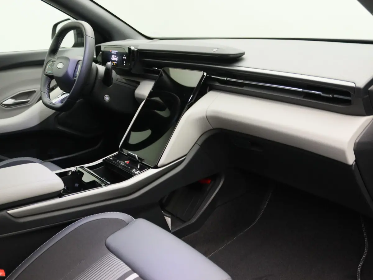 Select Extended Range RWD 77 kWh | UIT VOORRAAD LEVERBAAR | Adaptieve cruise control | Dodehoekdetectie |