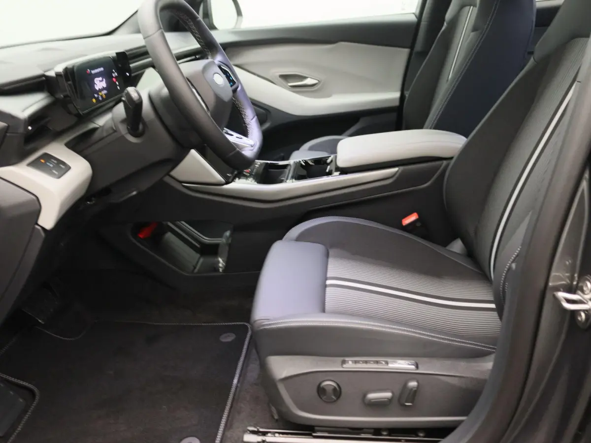 Select Extended Range RWD 77 kWh | UIT VOORRAAD LEVERBAAR | Adaptieve cruise control | Dodehoekdetectie |