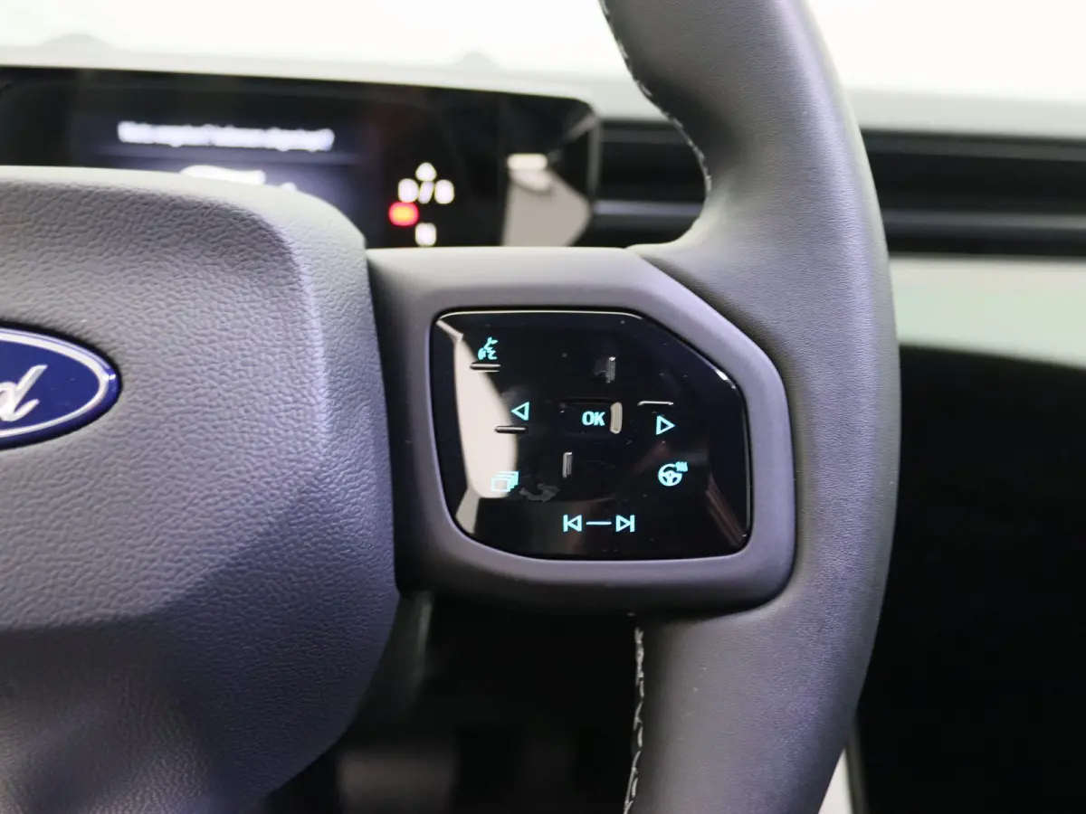 Select Extended Range RWD 77 kWh | UIT VOORRAAD LEVERBAAR | Adaptieve cruise control | Dodehoekdetectie |