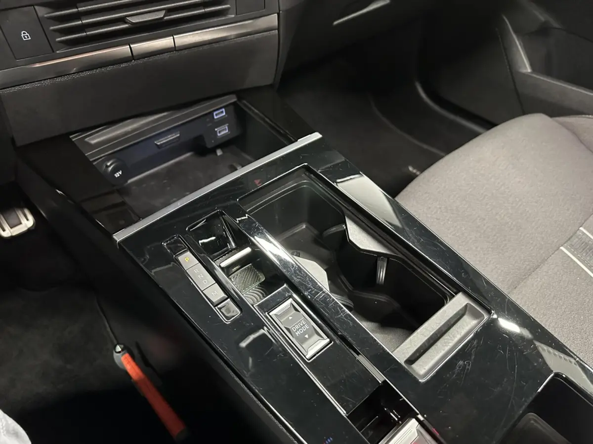1.2 Level 4 GS LINE PANO CAMERA CARPLAY NAVI LM.