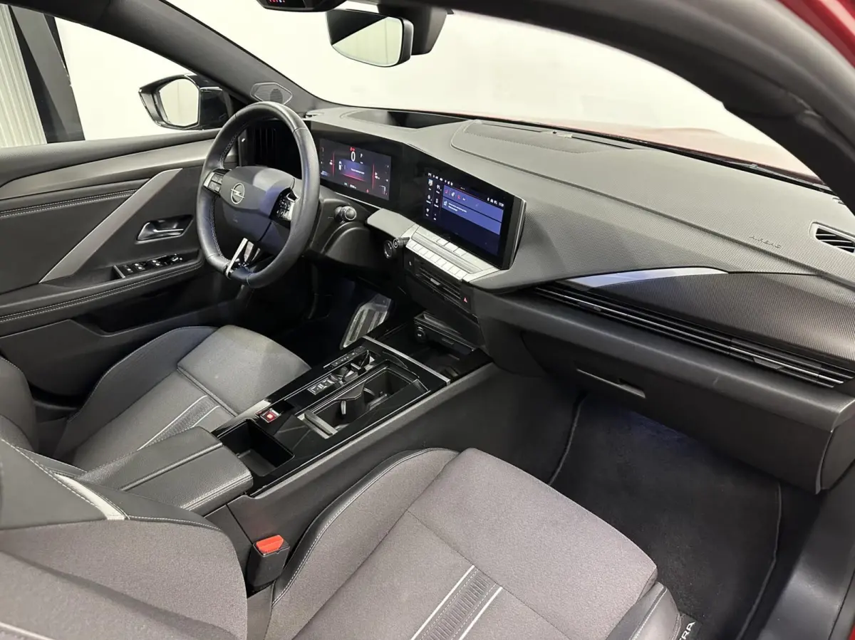 1.2 Level 4 GS LINE PANO CAMERA CARPLAY NAVI LM.